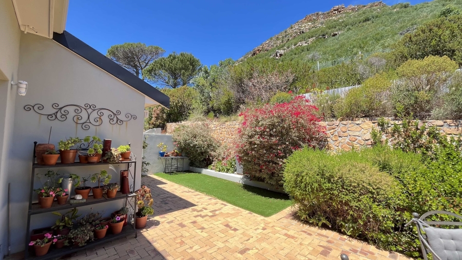 4 Bedroom Property for Sale in Simons Kloof Western Cape